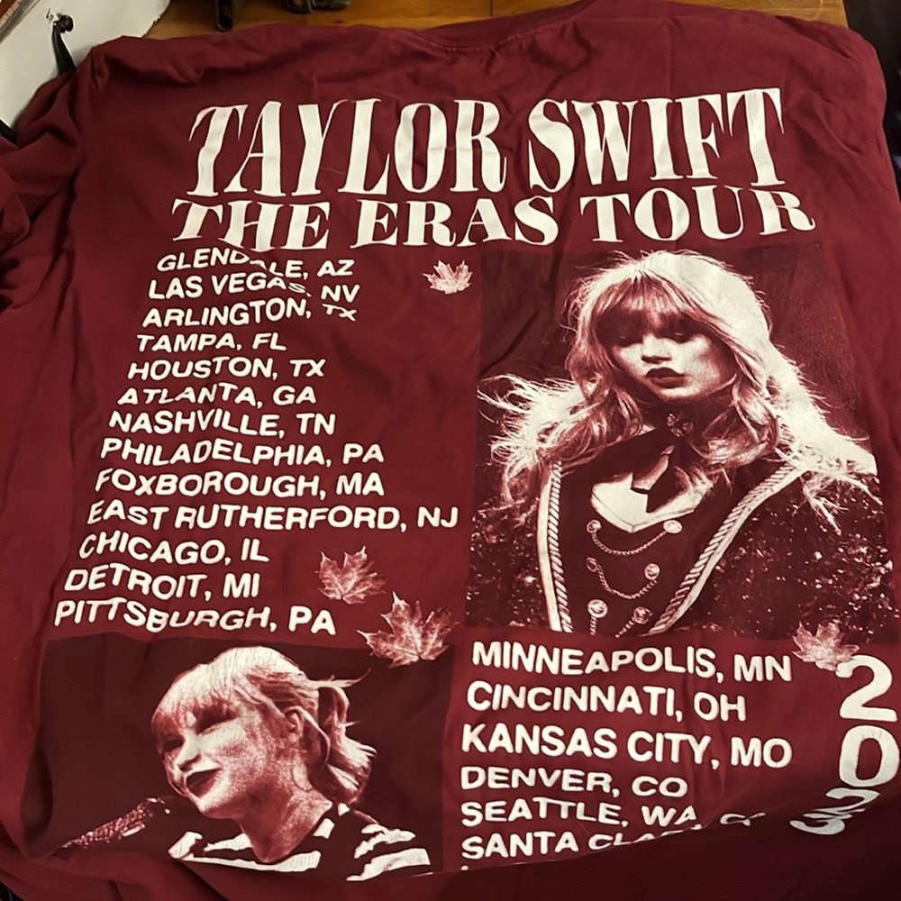Taylor Swift Maroon 'The Eras Tour' Short Sleeve Tee - Picture 3 of 4